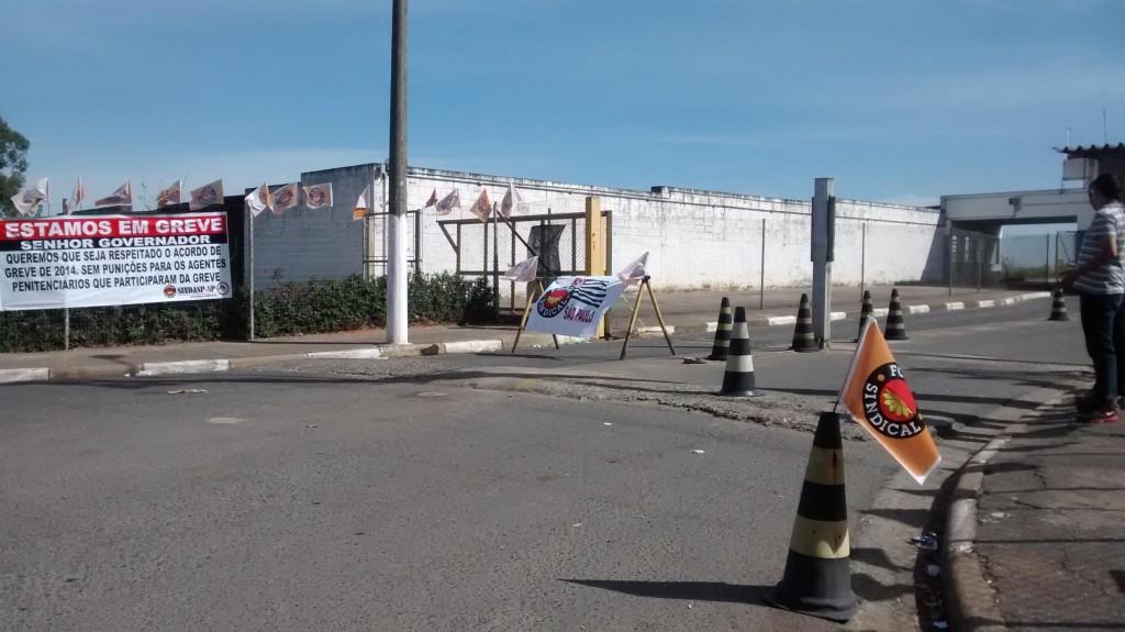Agentes penitenci&aacute;rios est&atilde;o em greve em todo o estado de S&atilde;o Paulo (Alenita Ramirez/ AAN)
