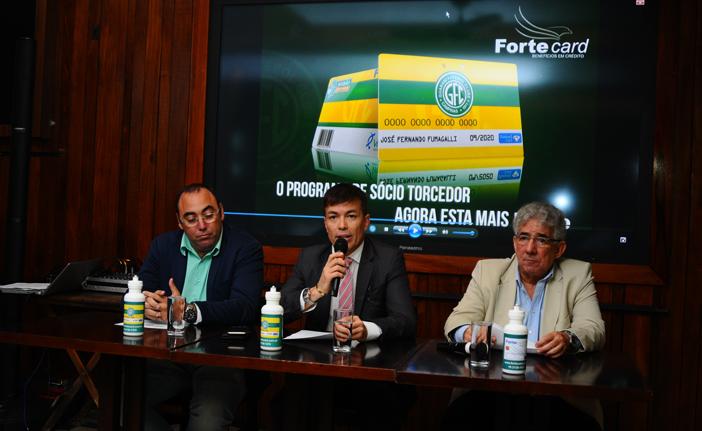 O presidente Horley Senna discursa durante lançamento do novo plano de sócio-torcedor do Guarani ( Elcio Alves)