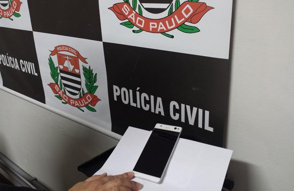 Aparelho teria sido adquirido atrav&eacute;s de um grupo de venda e troca, segundo informa&ccedil;&otilde;es de rapaz detido (  Divulgação)