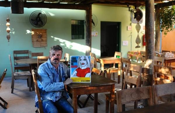 Manuel Rosa Bueno no restaurante Ra&iacute;zes Zen, onde ser&aacute; realizada a primeira exibi&ccedil;&atilde;o de forma gratuita (Elcio Alves/ AAN)