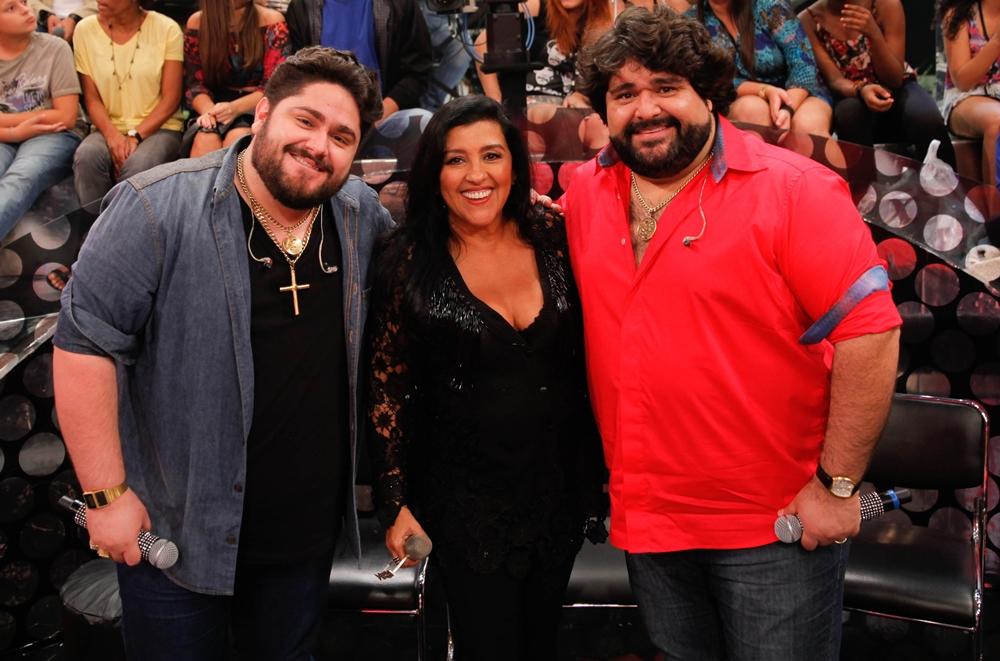 C&eacute;sar Menotti (&agrave; esquerda), Regina Cas&eacute; e Fabiano (João Januário/Globo)