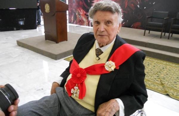  Orfei foi equilibrista, malabarista e m&aacute;gico antes de assumir o papel definitivo de domador, al&eacute;m de criador do Tivoli Park, no Rio (Divulgação)