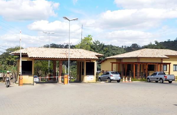 Condom&iacute;nio Vale da Santa F&eacute;, em Valinhos ( César Rodrigues/ AAN)