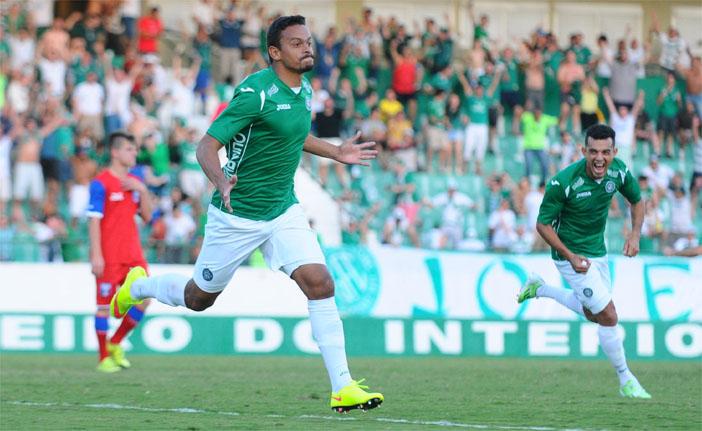 Anderson Cavalo marcou o gol da vit&oacute;ria do Bugre sobre o Guaratinguet&aacute; (Elcio Alves/AAN)