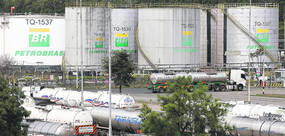 A Replan investirá na construção de uma nova unidade de produção de um tipo de óleo diesel menos poluente e mais produtivo (Gustavo Tilio)