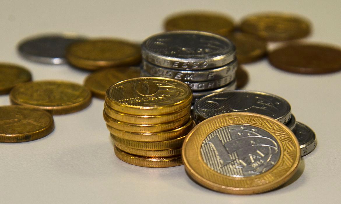 Com a taxa Selic em patamares elevados, a rentabilidade da renda fixa ganha destaque (Marcello Casal Jr/ Agência Brasil)