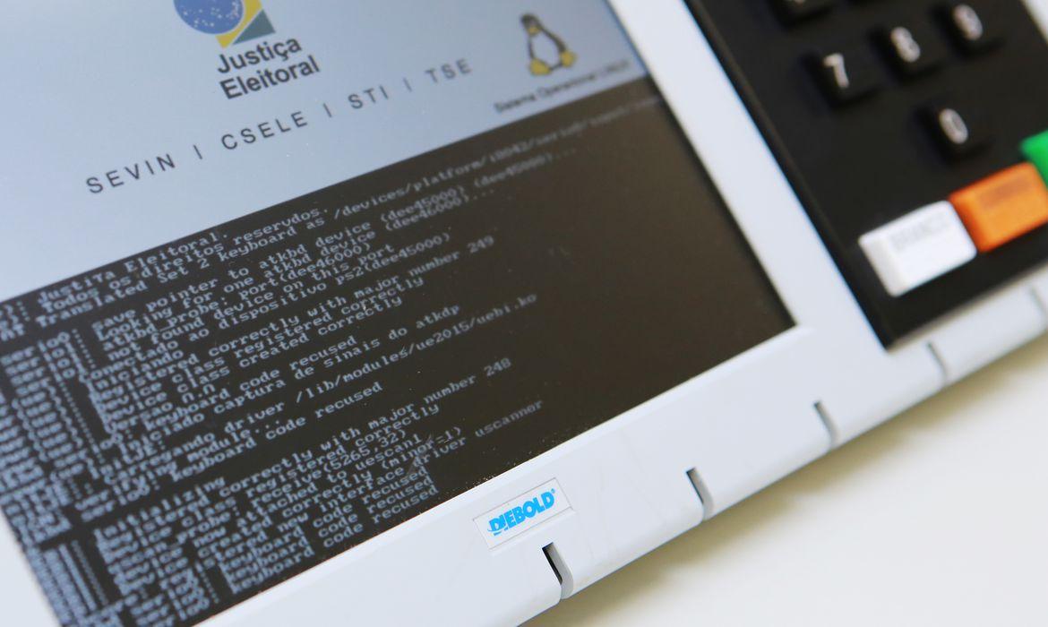 TSE libera campanha prévia de financiamento coletivo, modalidade conhecida como vaquinha virtual ou crowdfunding (Agência Brasil)