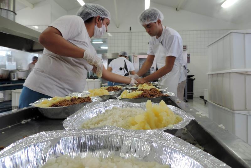 Refeições com pequena quantidade de alimentos e pouco nutritivas são denunciadas pela Defensoria Pública (Defensoria Pública do Estado de SP)