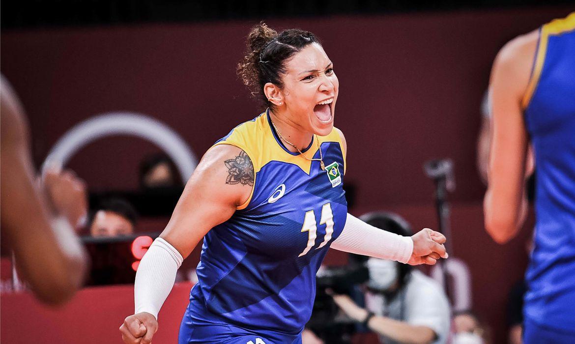 Jogadora foi punida por consumo de substância anabolizante proibida (Divulgação/ FIVB)