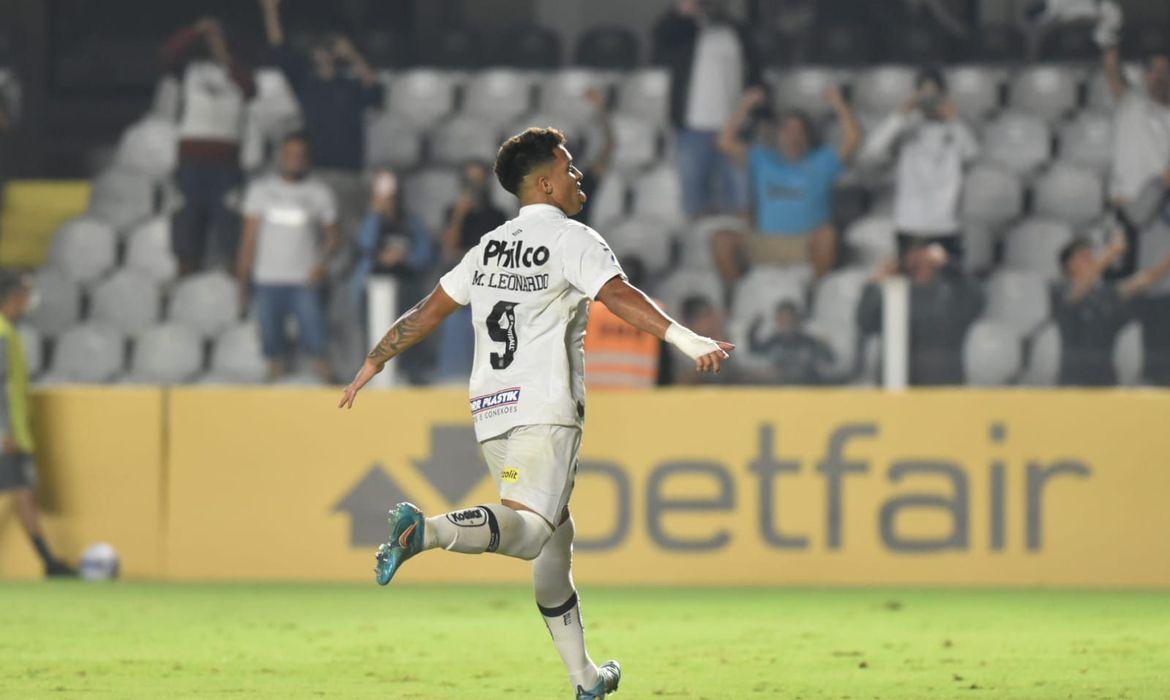 Peixe empata em 1 a 1 com Banfield na Vila Belmiro (Ivan Storti/ Santos FC)