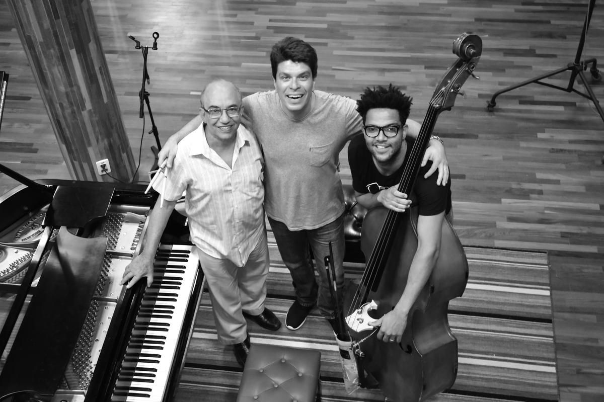 Amilton Godoy, Edu Ribeiro e Sidiel Vieira (da esquerda para a direita): parceria musical de sucesso (Divulgação)