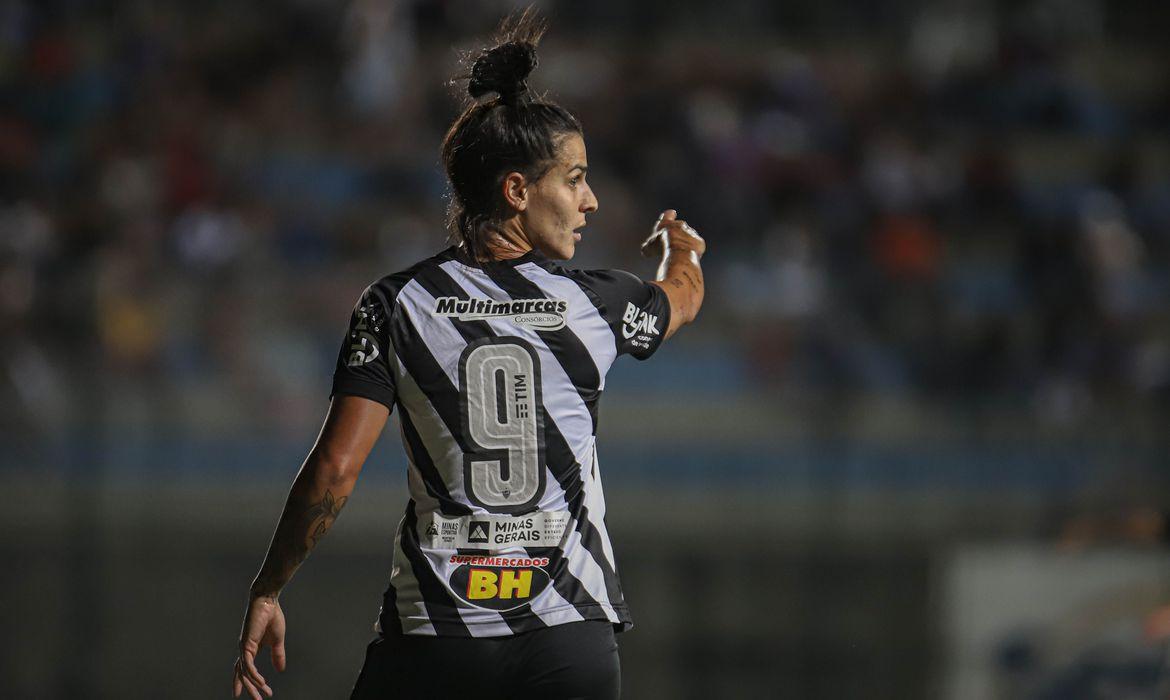 Com o resultado do jogo desta segunda-feira, as Vingadoras subiram para a 9ª posição da classificação com 16 pontos (Agência Brasil)