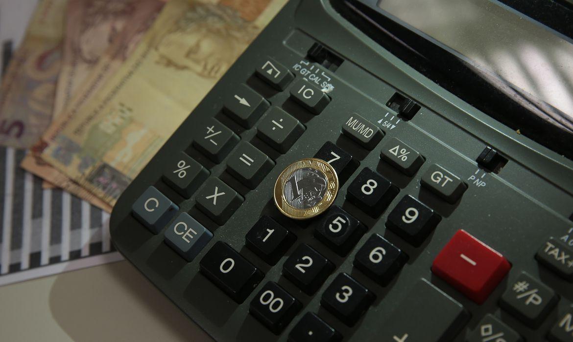 Maior impacto para inflação do mês veio do setor de transportes (Marcello Casal Jr/ Agência Brasil)