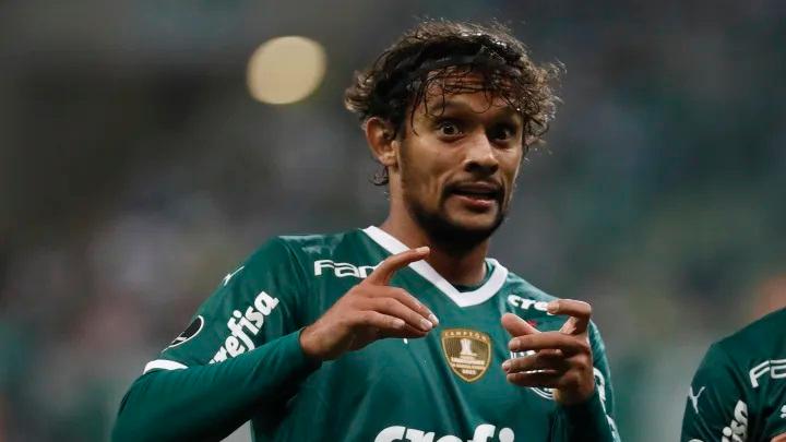 Um dos destaques do Palmeiras, Gustavo Scarpa, também faz sucesso com o cubo mágico (Divulgação)