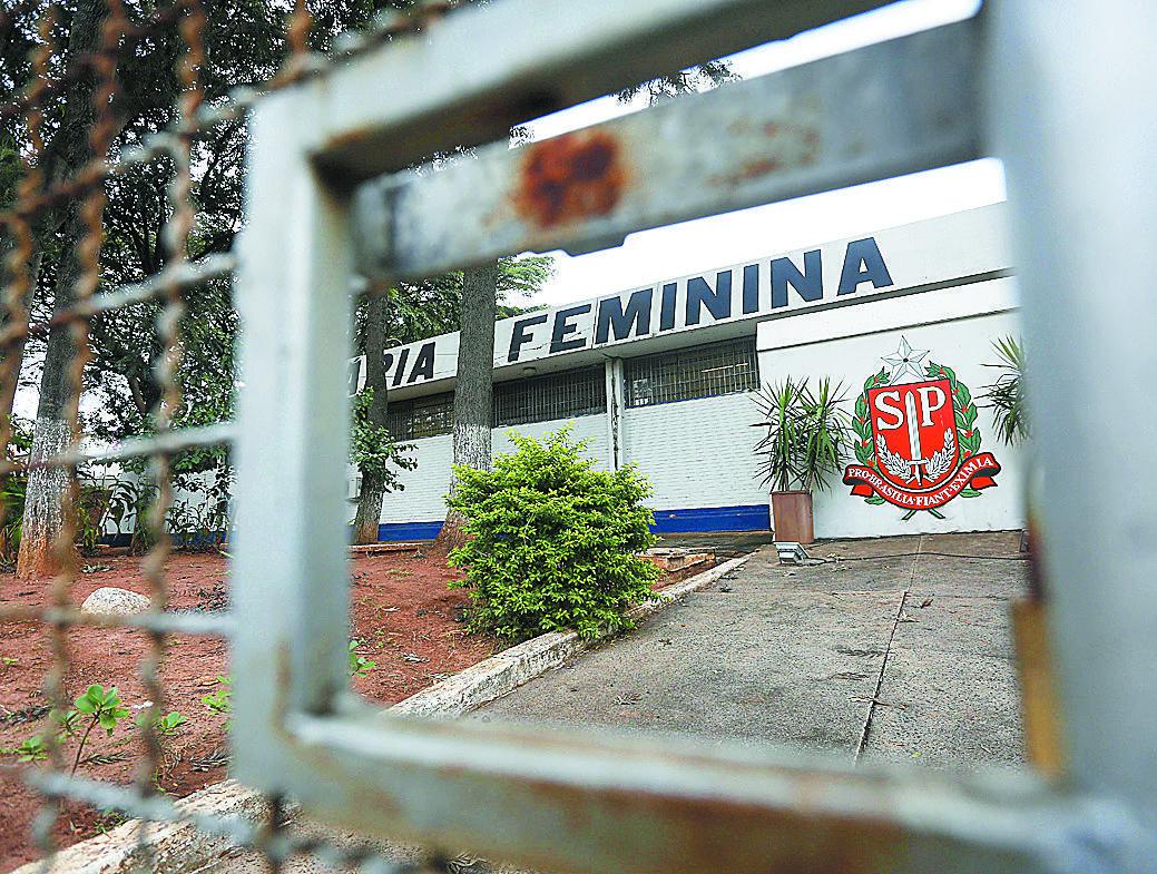 Entrada da Penitenciária Feminina, no bairro São Bernardo: possibilidade desperta medo na vizinhança (Gustavo Tilio)