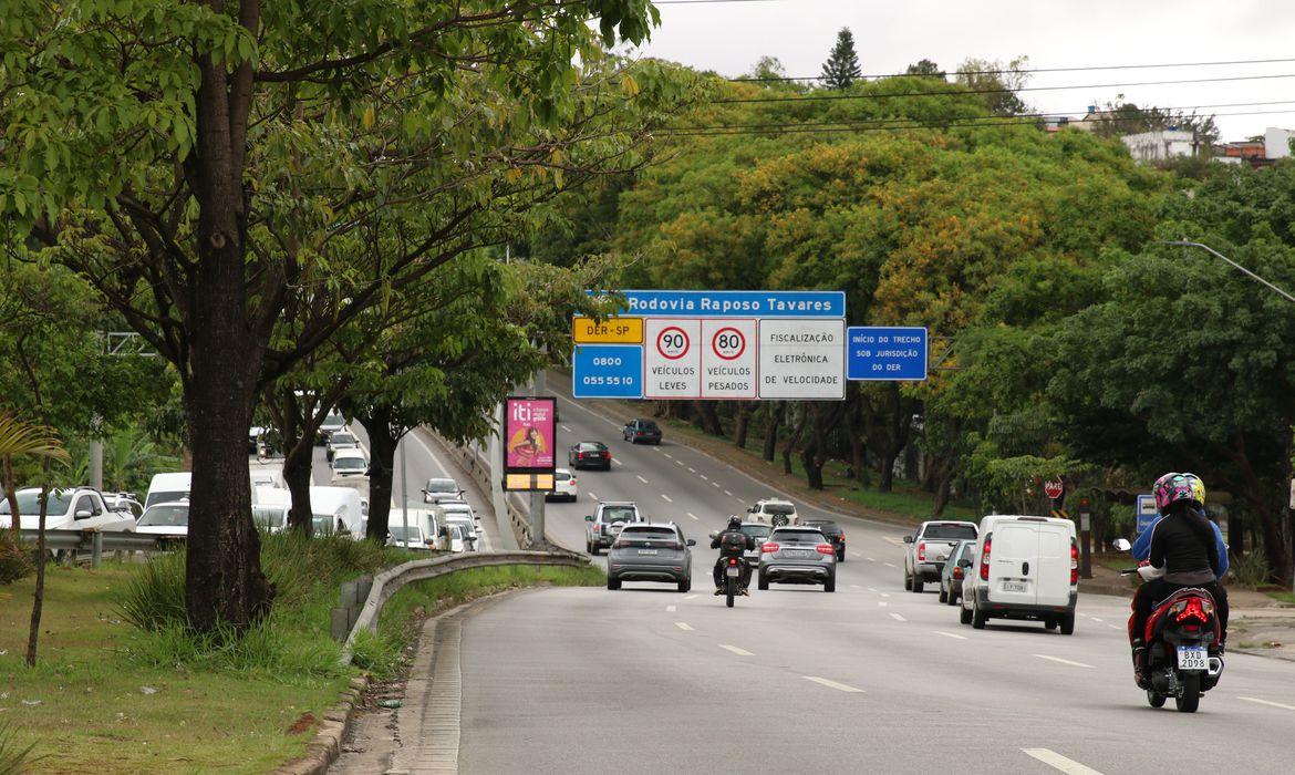 O Sistema Castello Branco-Raposo Tavares deverá receber 638 mil veículos (Agência Brasil)