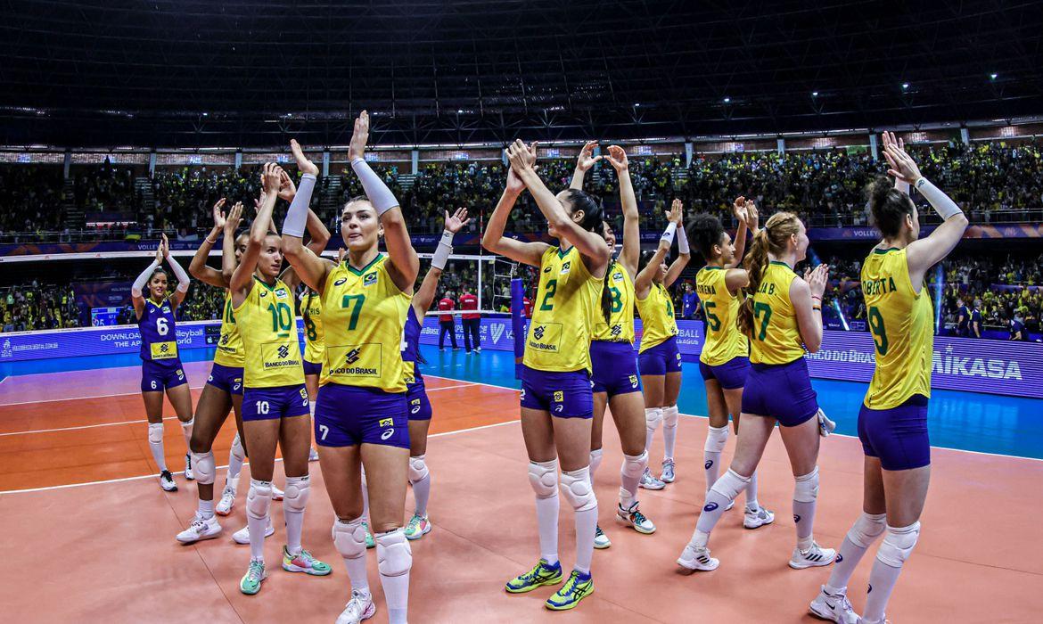 Brasil derrota a Sérvia por 3 a 0 em Brasília (Wander Roberto/ Inovafato/ CBV)