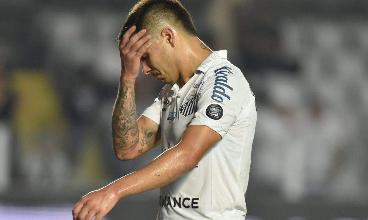 Ricardo Goulart e Lucas Barbosa falham nas penalidades máximas (Ivan Storti/ Santos FC)