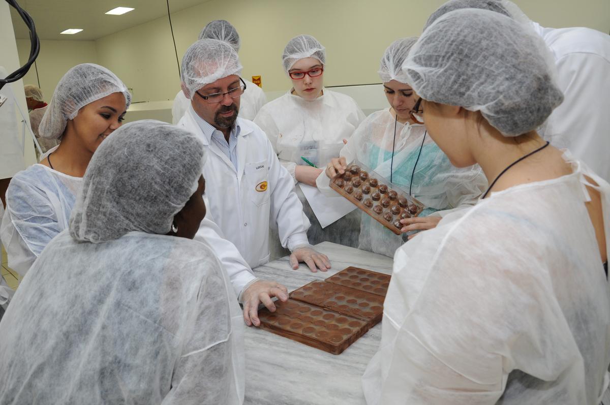 A pesquisa mundial trabalha para desenvolver chocolates mais saudáveis e sustentáveis (Antonio Carriero/Ital)