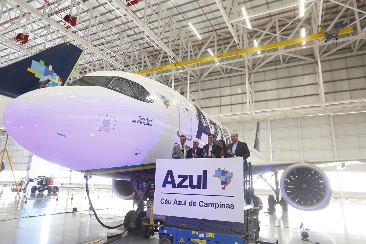 Azul começa a operar aeronave inspirada no Pato Donald - Hora Campinas
