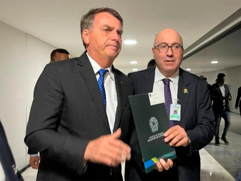 O encontro entre o presidente Jair Bolsonaro e o prefeito de Campinas Dário Saadi ocorreu nesta quarta-feira (Divulgação)