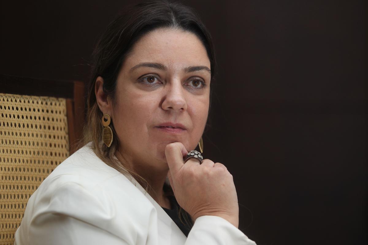 Fernanda Penatti Ayres Vasconcelos, diretora da DRS-7, em visita ao Correio (Ricardo Lima)