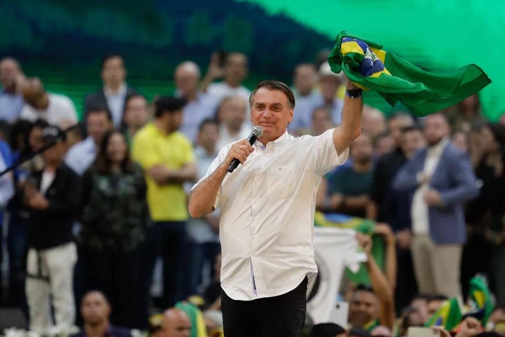 "Nós não vamos sair do Brasil. Nós somos a maioria, nós temos disposição para luta", disse Bolsonaro (Divulgação)