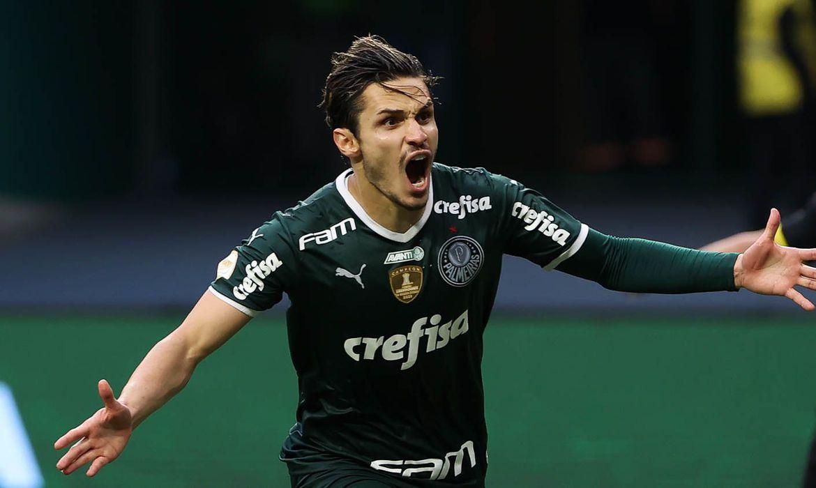 Raphael Veiga marcou de pênalti (Cesar Greco/ Palmeiras)