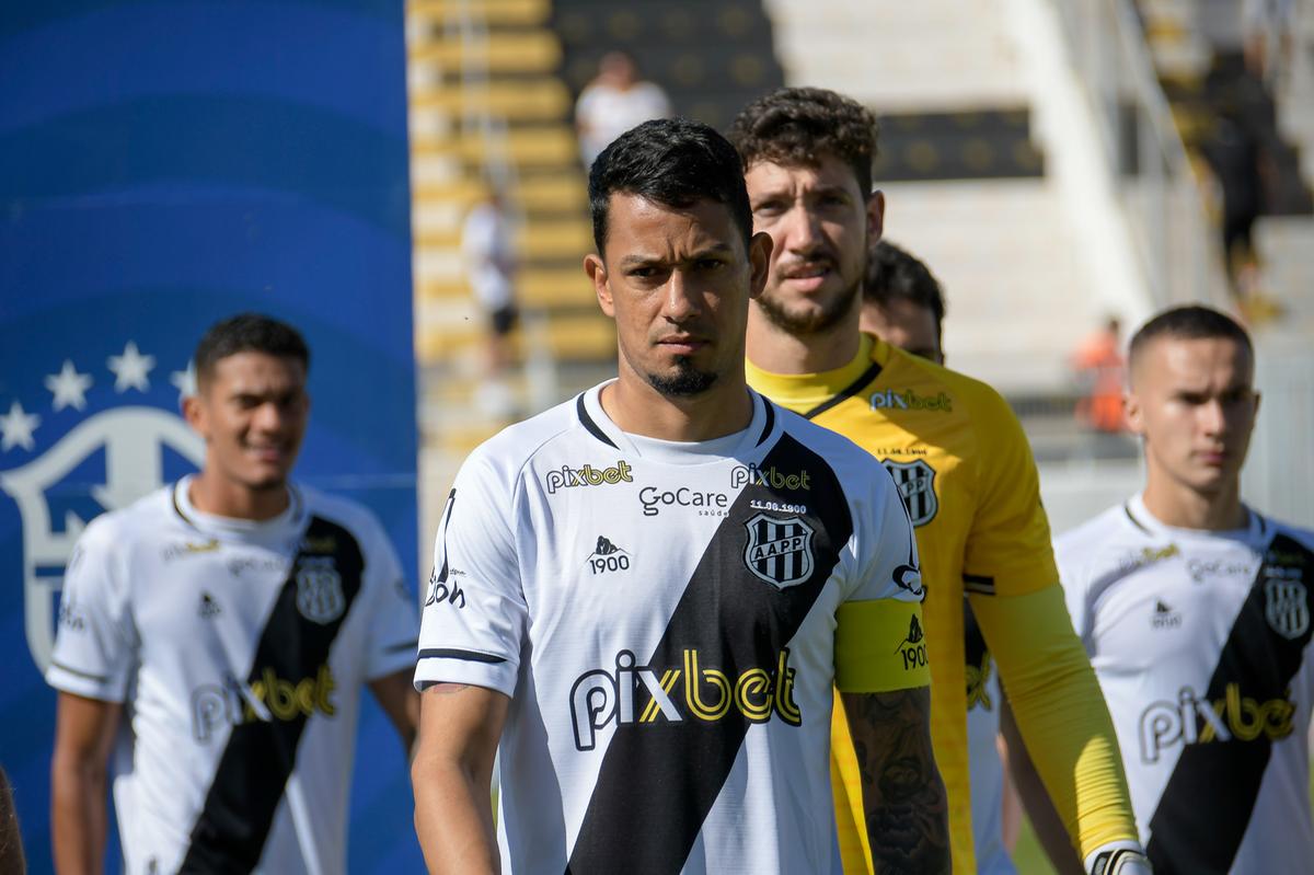 Artilheiro do time, Lucca volta como titular contra o Vasco; Hélio dos Anjos espera apoio da torcida nas arquibancadas (Álvaro Jr./PontePress)