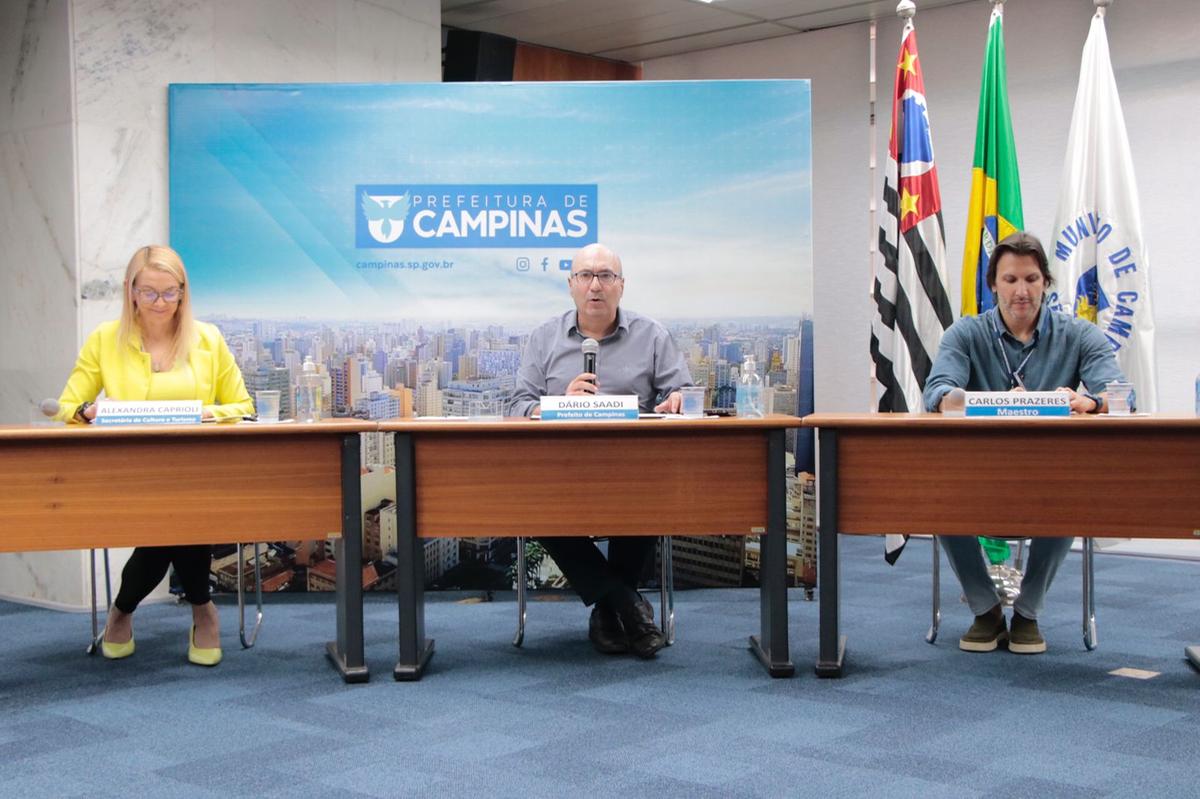 Alexandra Caprioli, Dário Saadi e Carlos Prazeres durante a live com detalhes da virada cultural (Firmino Piton)
