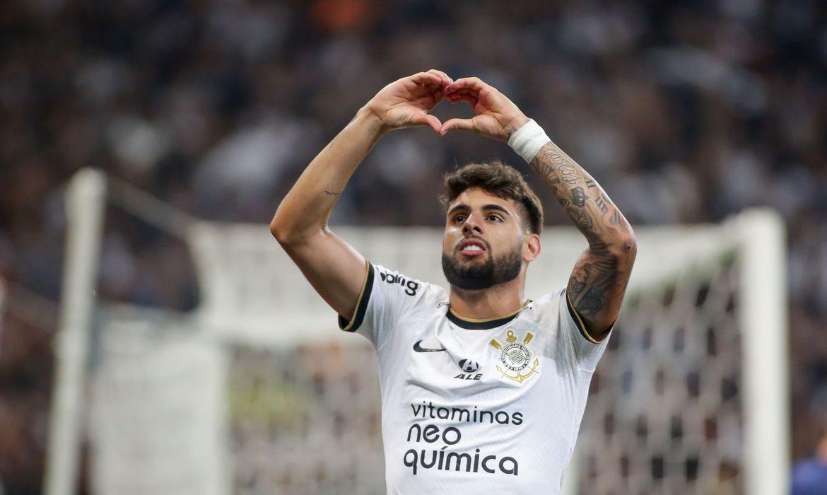 Yuri Aberto desencanta e faz três gols na goleada do Timão goleia o Atlético-GO por 4 a 1 (Rodrigo Coca/ Agência Corinthians)