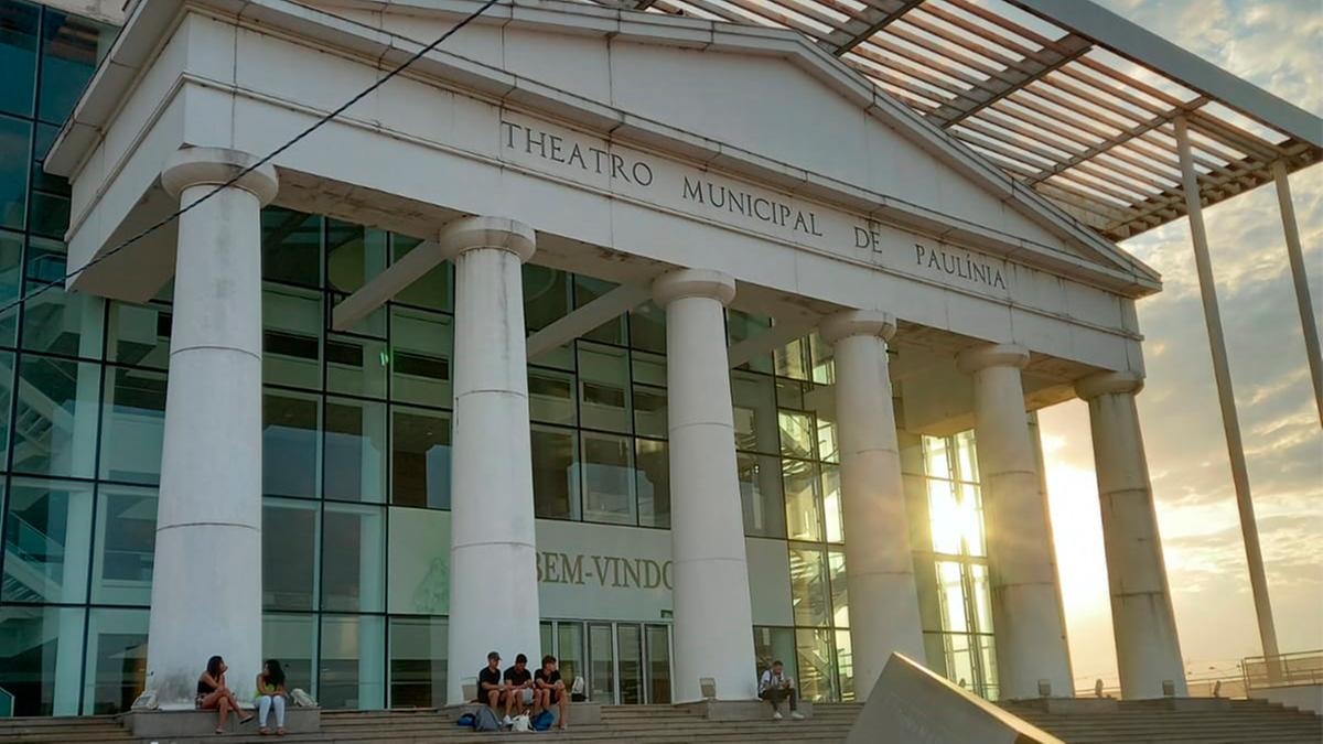 Fachada do Theatro Municipal de Paulínia (Karina Fusco)