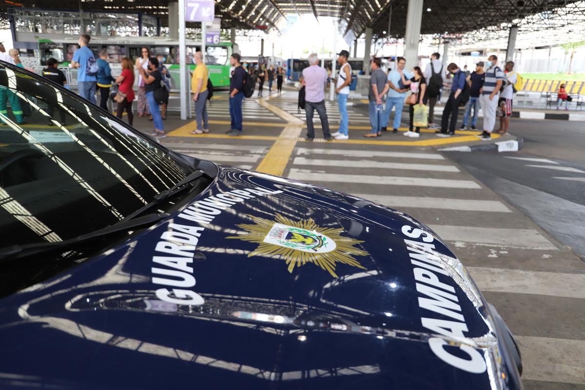 Viatura da GM no Terminal Central: “decisão não diminui o poder da corporação”, afirma Carlos Alexandre Braga (Dominique Torquato)