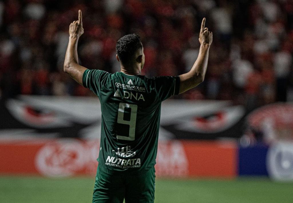 Bugre saiu na frente com gol de Yuri Jonathan, sucumbiu no segundo tempo e perdeu jogo importante (Isabela Asine/Especial para Guarani FC)
