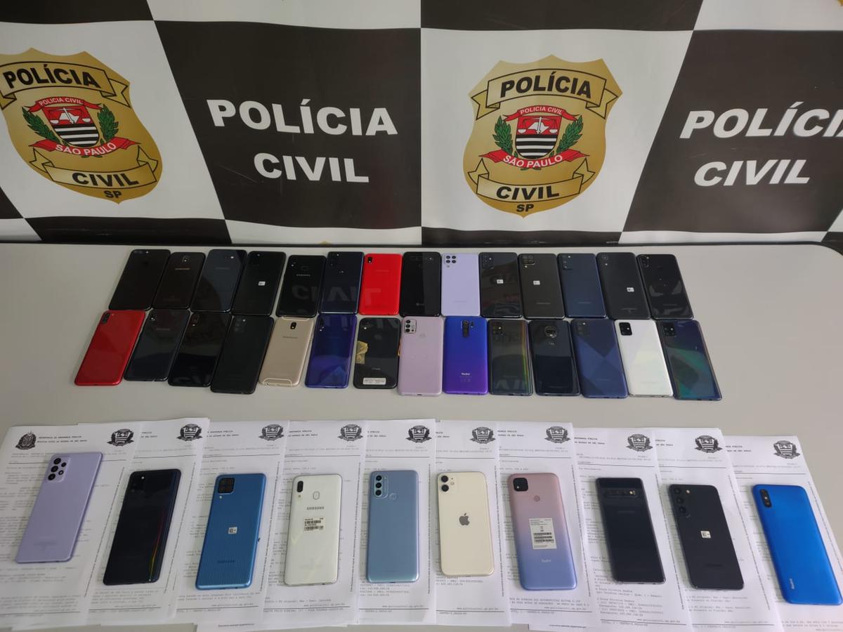 Em duas apreensões mais recentes, os aparelhos celulares seriam enviados para estados do nordeste do país (Divulgação)
