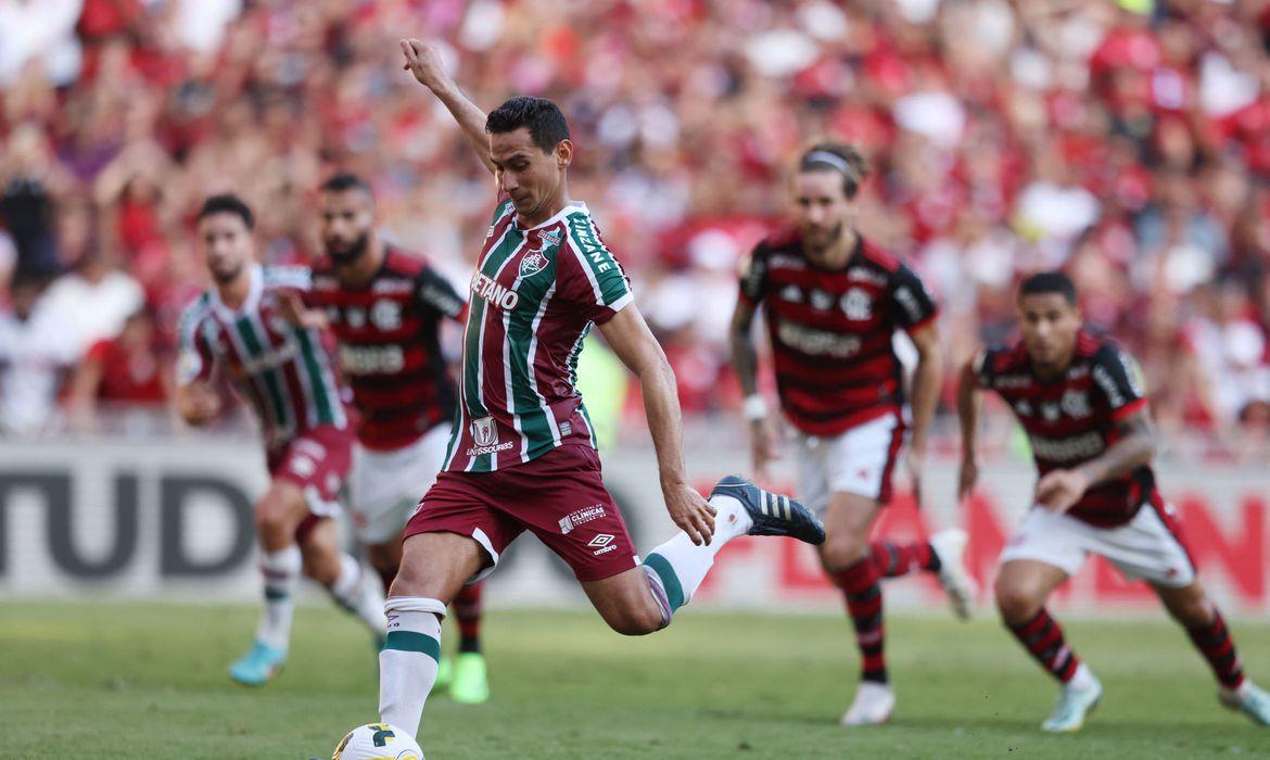 Fluminense bate Flamengo (Sergio Moraes/ Reuters)