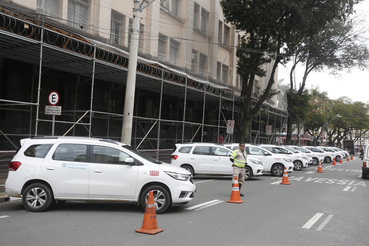 Campos Sales parcialmente interditada em virtude da operação especial para as eleições: no domingo serão duas faixas bloqueadas na avenida (Gustavo Tilio)