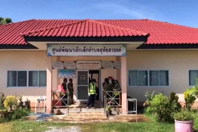 Creche fica na cidade de Uthai Sawan na Tailândia (AFPTV / Thai PBS / AFP)