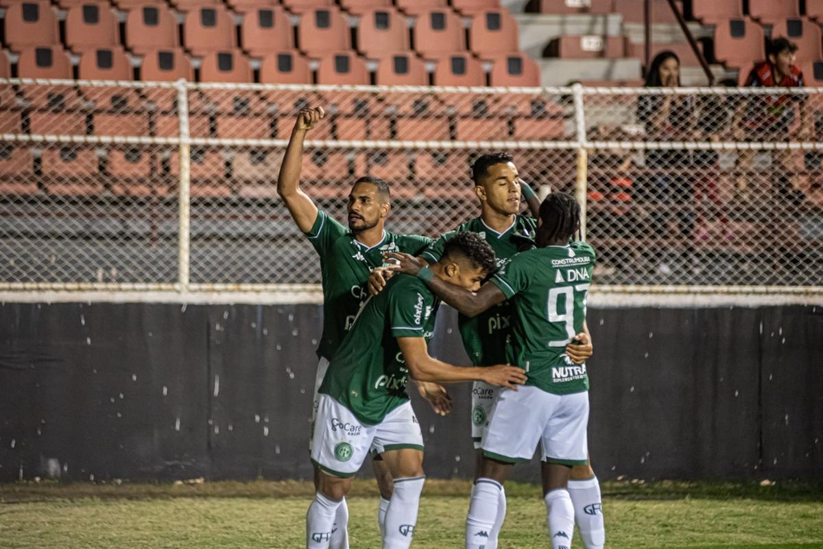 Guarani comemora o gol de empate; time desperdiçou oportunidades e perdeu a chance de deslanchar na Série B (Pedro Teixeira / Especial para Guarani FC)
