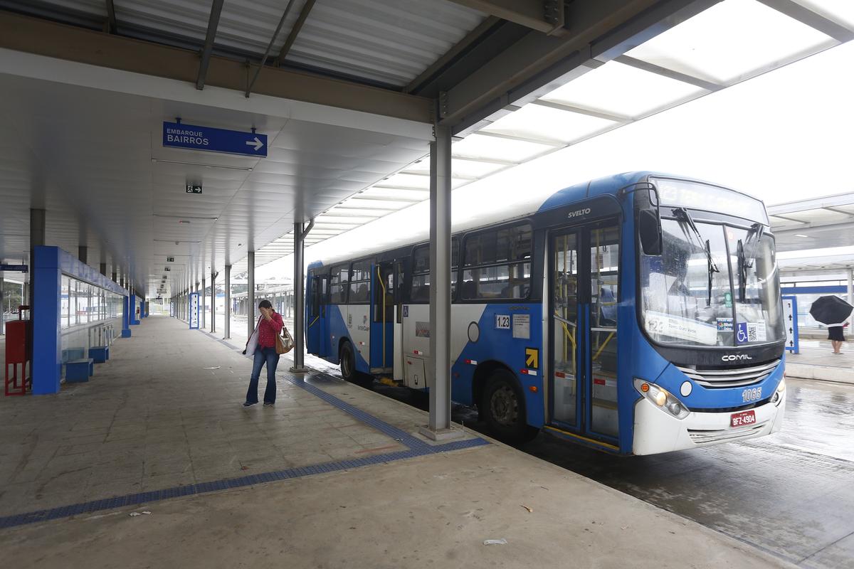 No momento, o BRT Campo Grande está sendo pouco utilizado, funcionando somente como um ponto de parada para ônibus na Avenida John Boyd Dunlop, mas deve passar a operar como terminal neste final de semana (Gustavo Tilio)