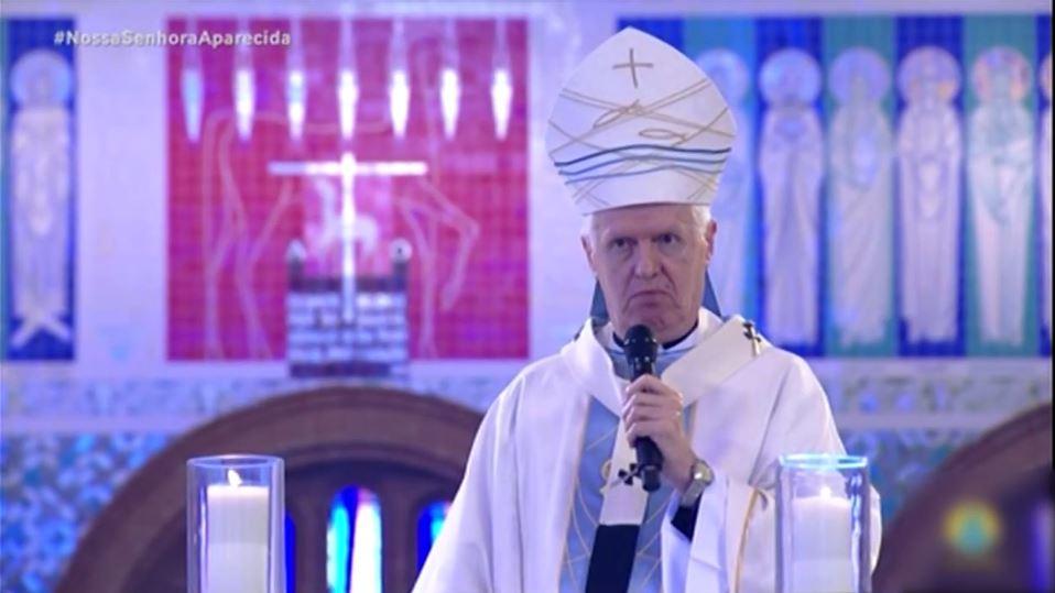 Dom Orlando Brandes também disse que é importante distinguir a ideologia da verdade. "Nós temos um compromisso ético com a verdade" (Reprodução)