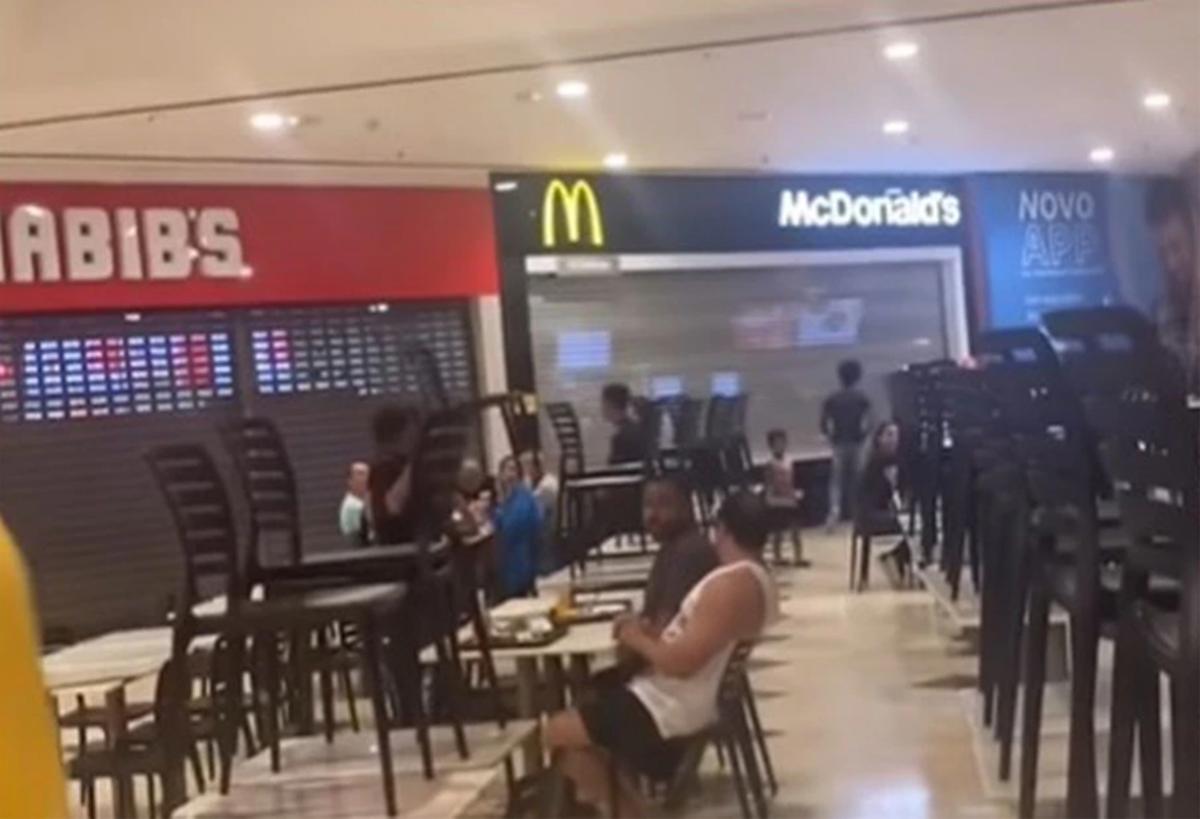 Funcionário do McDonald’s teria se recusado a vender sorvetes para duas crianças negras, de 6 e 9 anos (Reprodução)