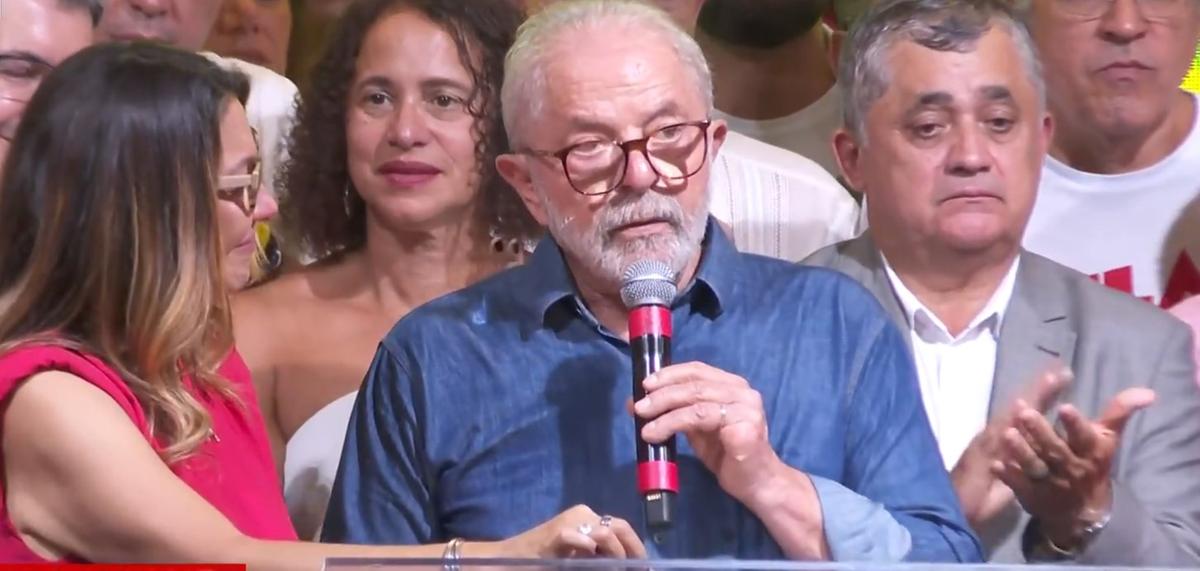 Lula durante discurso após ser eleito presidente do Brasil (Reprodução)