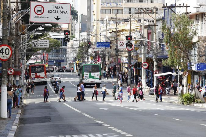 Veja a relação de serviços, horários de funcionamento e códigos telefônicos para solicitar atendimentos emergenciais durante o feriado prolongado (Gustavo Tilio)