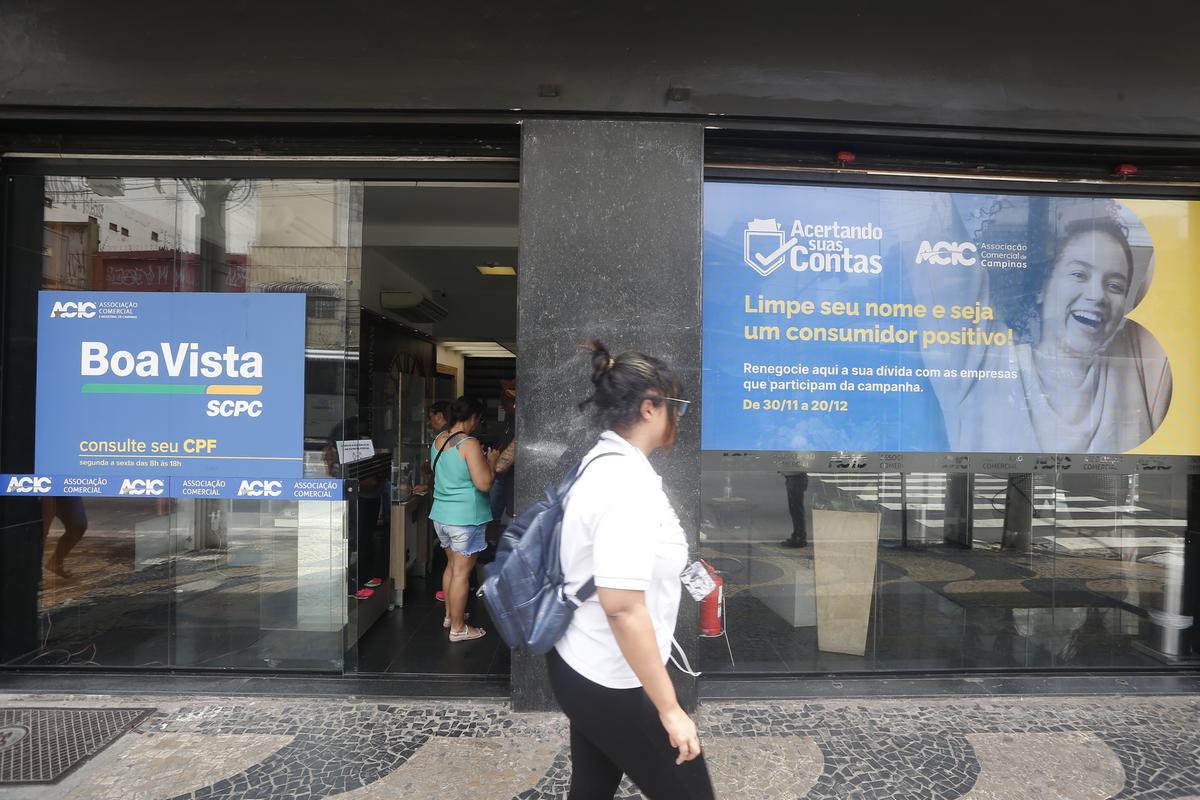 Os inadimplentes que forem renegociar as dívidas através da campanha receberão um cupom com os dados da empresa credora, que disponibilizará os descontos sobre os juros e multas (Gustavo Tilio)