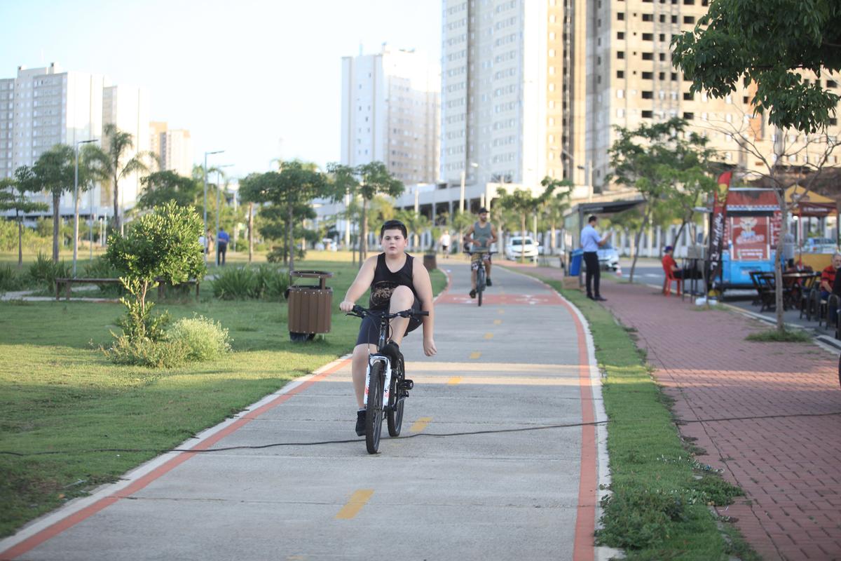 Parque linear do Córrego do Piçarrão, trecho 3, localizado no Parque Industrial em Campinas: ciclovias, área verde e espaço para diversão (Kamá Ribeiro)