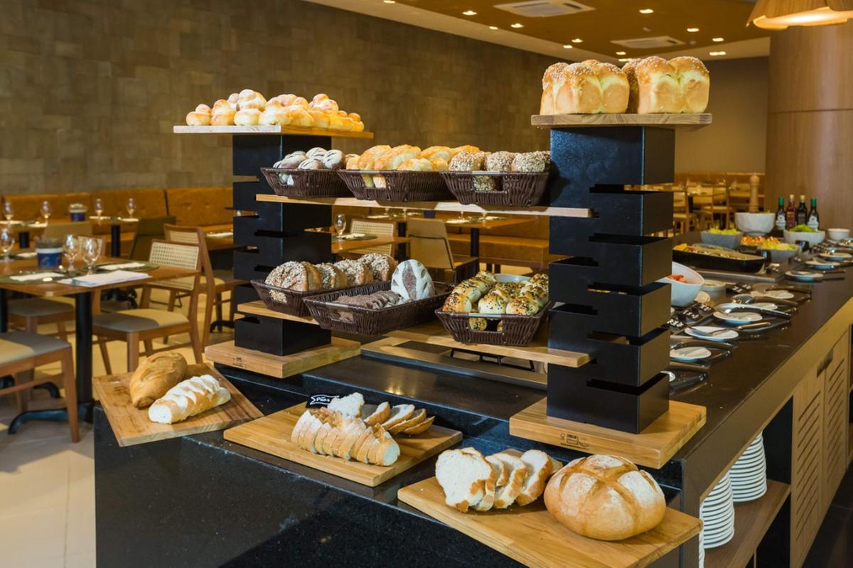 O resort funciona em sistema de pensão completa, com café da manhã, almoço e jantar incluídos no valor da tarifa (Divulgação)
