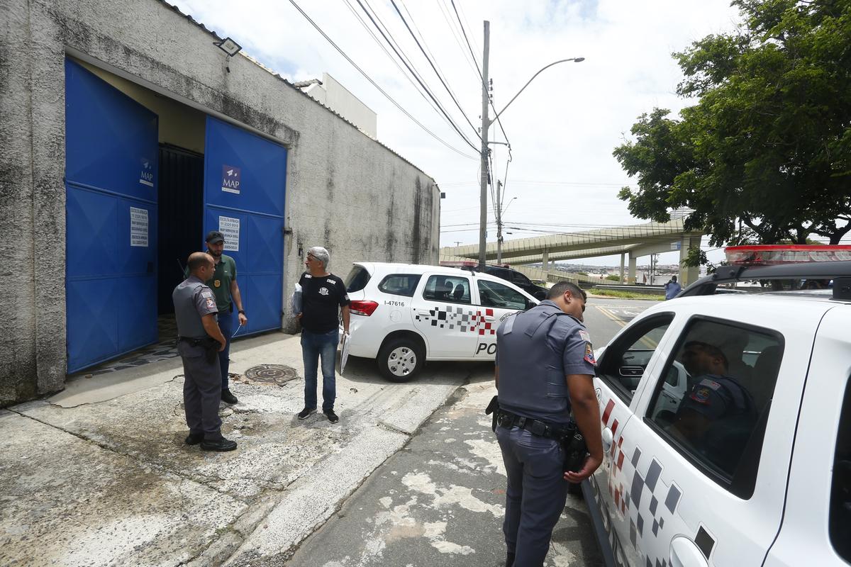 Crime virou polêmica, já que a empresa especializada em segurança deveria garantir a salvaguarda do seu arsenal (Gustavo Tilio)