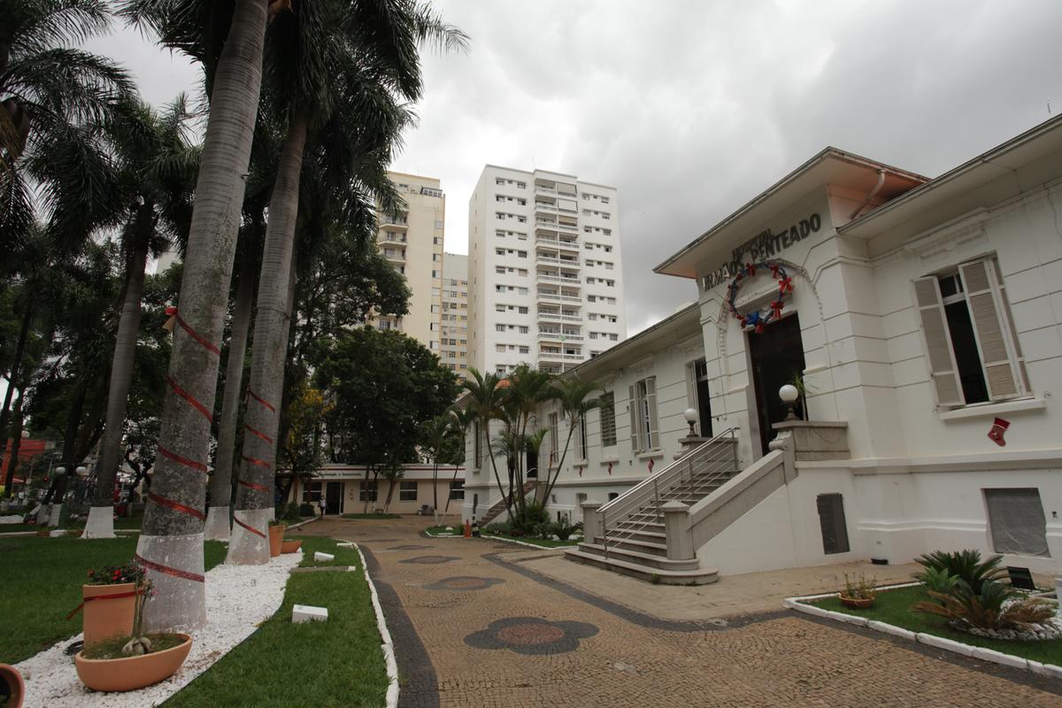 Grupo de investidores explicou que o intuito é o de revitalizar a área tombada e construir centro comercial, torres residencial e hospitalar, além de área verde (Rodrigo Zanotto)