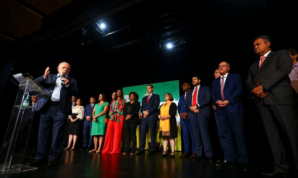Antes do anúncio, equipe apresentou relatório final da transição (Marcelo Camargo/ Agência Brasil)